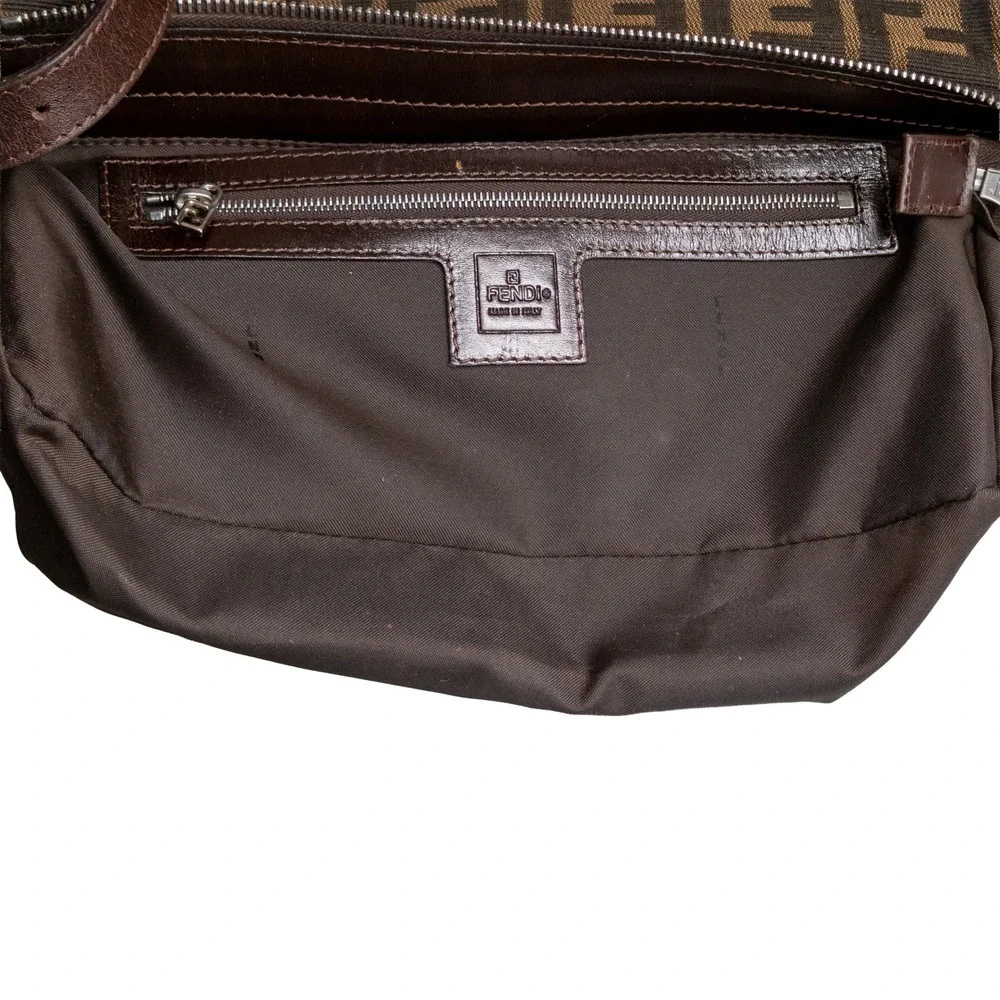 FENDI - Zucca Medium Mamma Baguette Bag Brown Vintage 2000s Y2K
